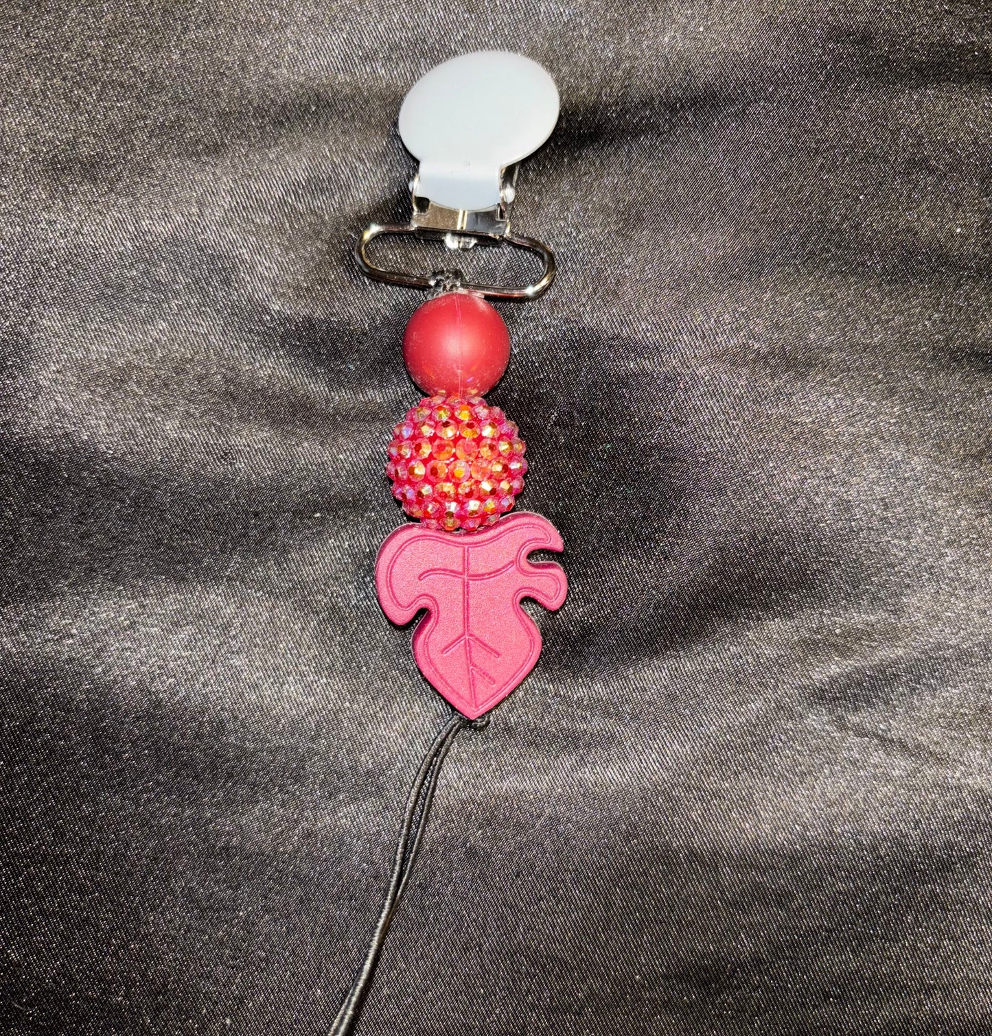 Red Leaf ID clip